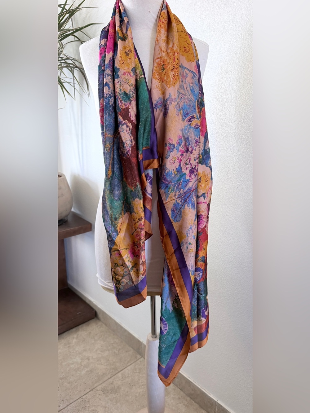 Scarf Silk Feel New Size 32x74 inches